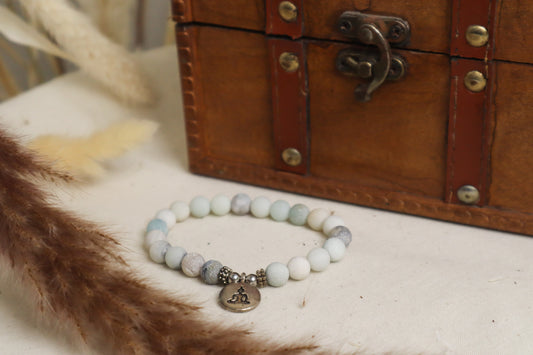 Bracelet avec de l'amazonite et un pendentif Bouddha.
