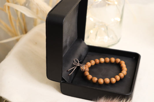 Bracelet bois de Santal.