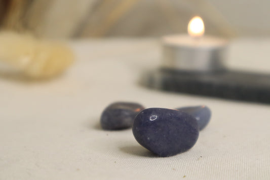 L'agate est une pierre précieuse vendu par Encens et Rituels.